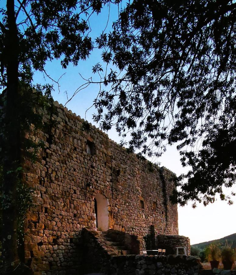 Апартаменты El Castell De Seguero Беуда Экстерьер фото
